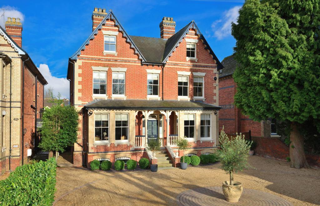 Bodenham Road, Hereford, Herefordshire, HR1 2TP