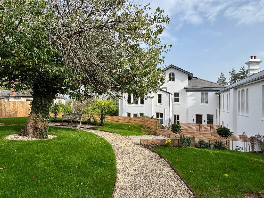 Albert Road North, Malvern, Worcestershire, WR14 3AA