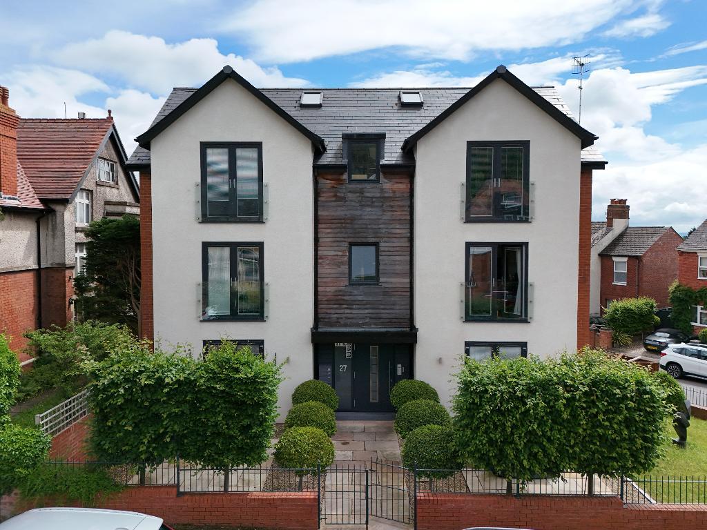 27 Christ Church Road, Malvern, Worcestershire, WR14 3BQ